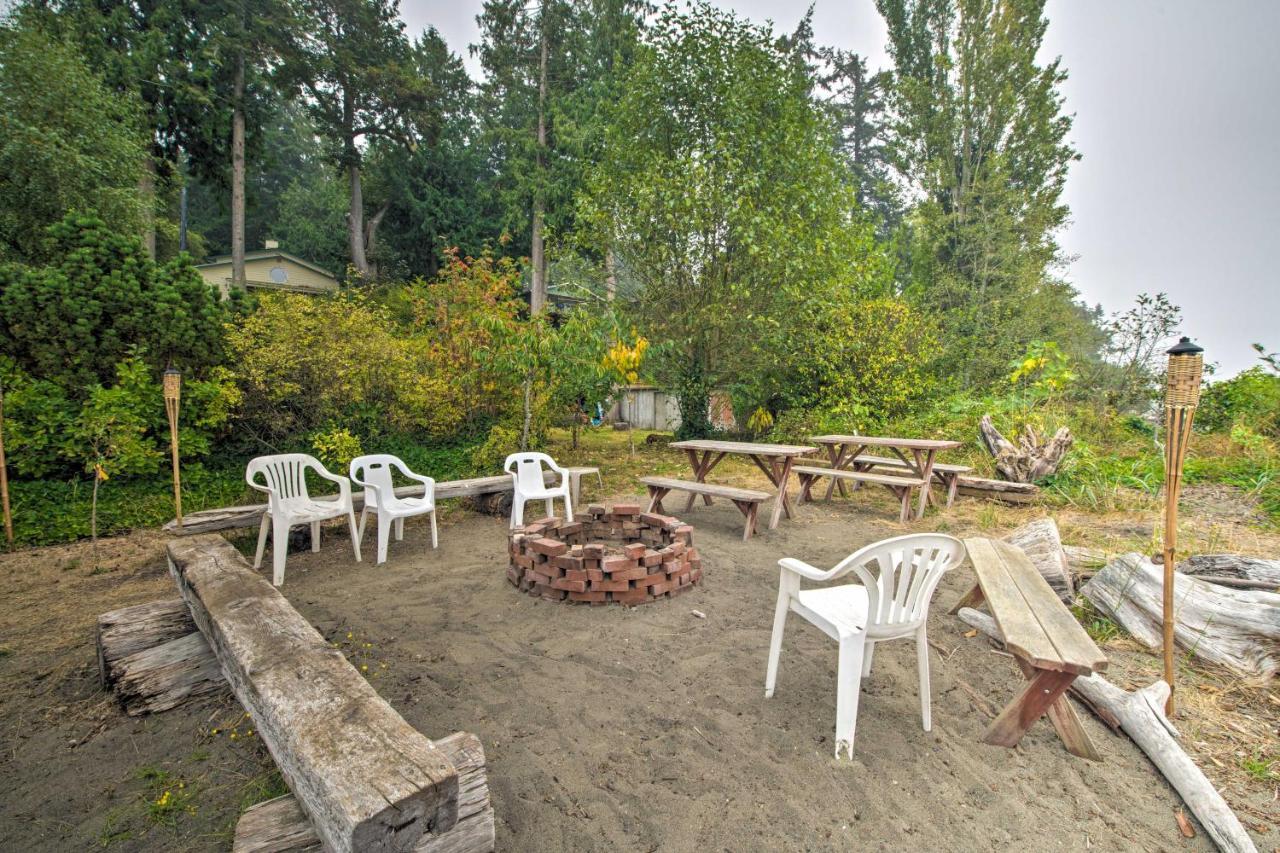 Warm Beach Hideaway With Private Beach! Stanwood Exterior photo