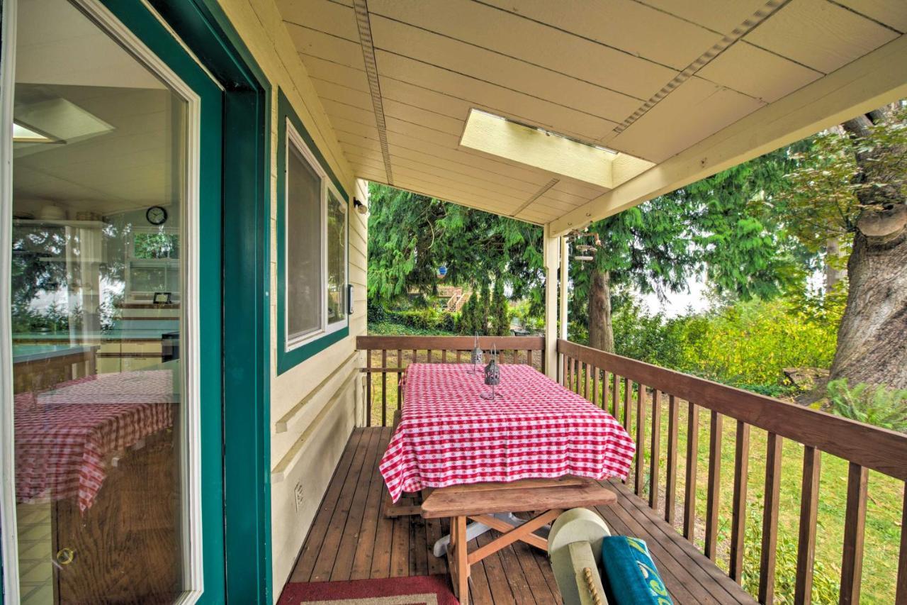 Warm Beach Hideaway With Private Beach! Stanwood Exterior photo